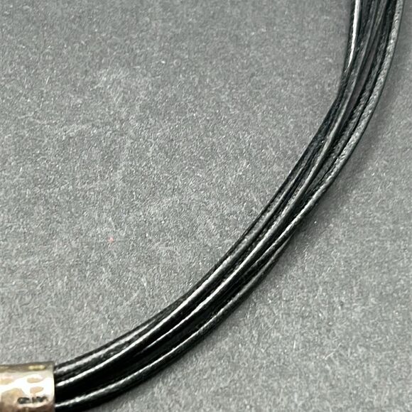 Retired Silpada Leather Cord Sterling Silver Faceted Crystal Pendant Necklace - Picture 7 of 9